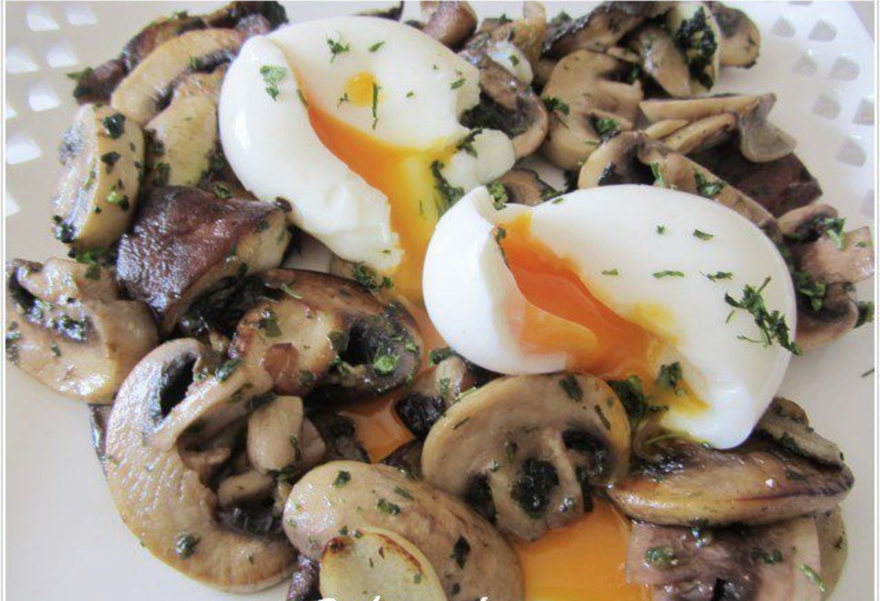 Setas salteadas con huevo