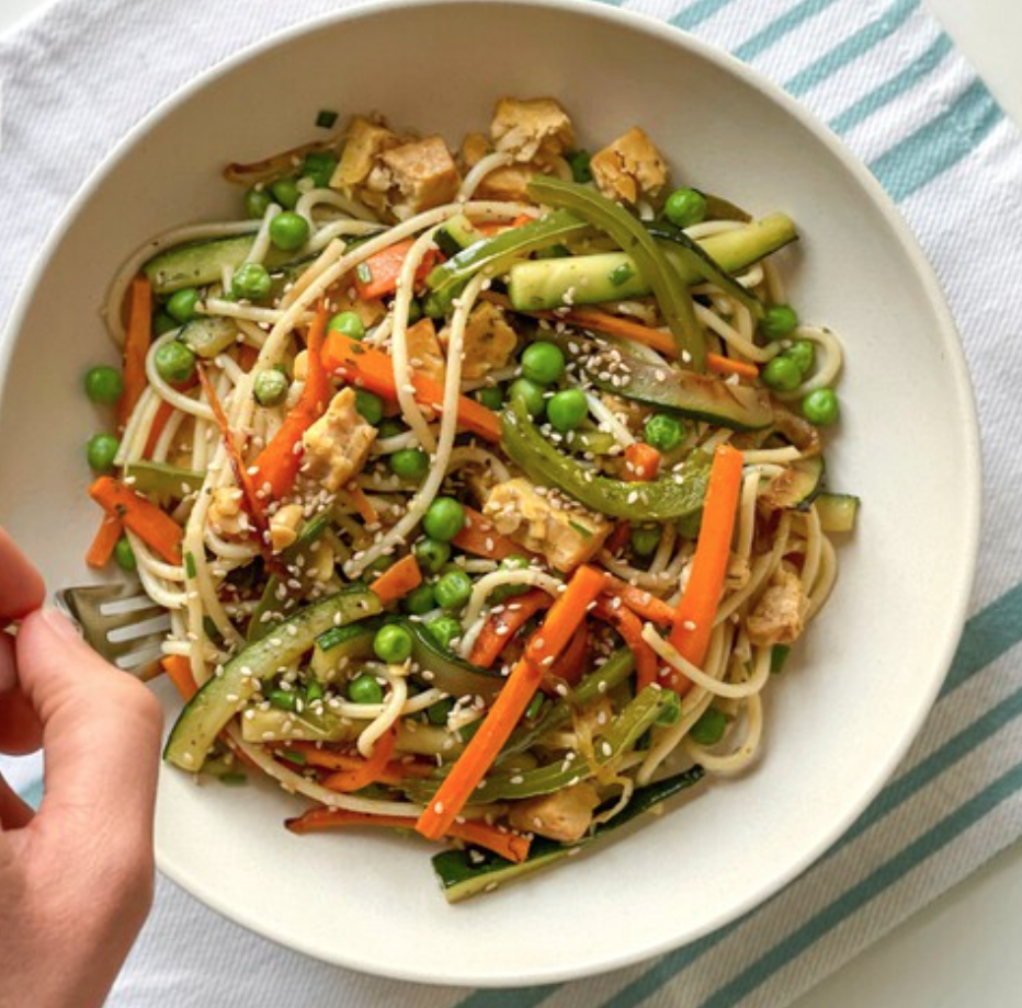 Espaguetis con tempeh