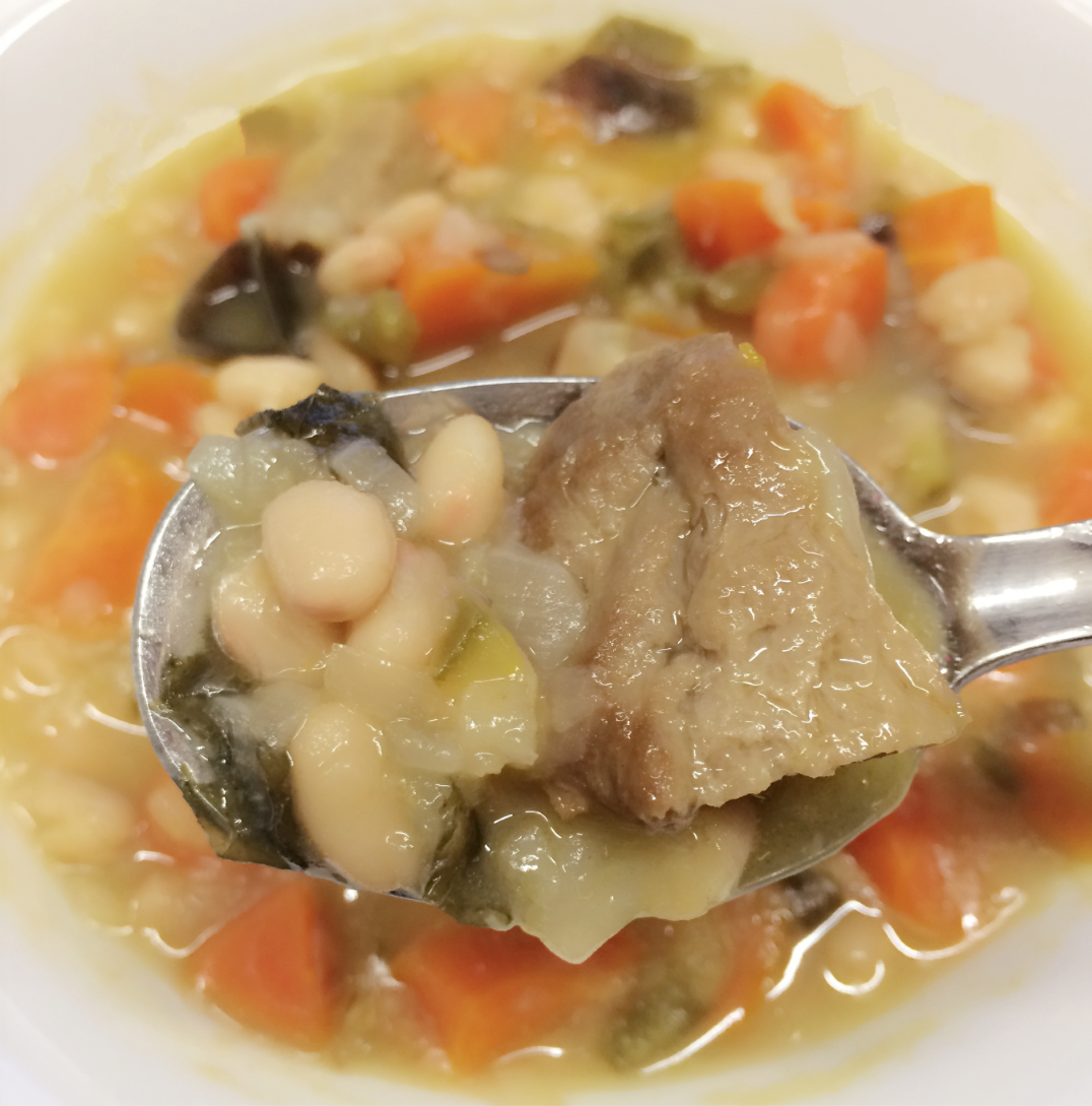 Guiso de alubias con seitán