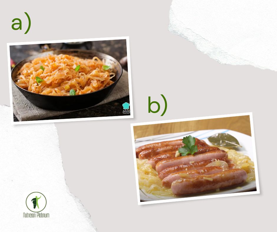 Repollo guisado acompañado de salchichas al vino blanco con cebolla