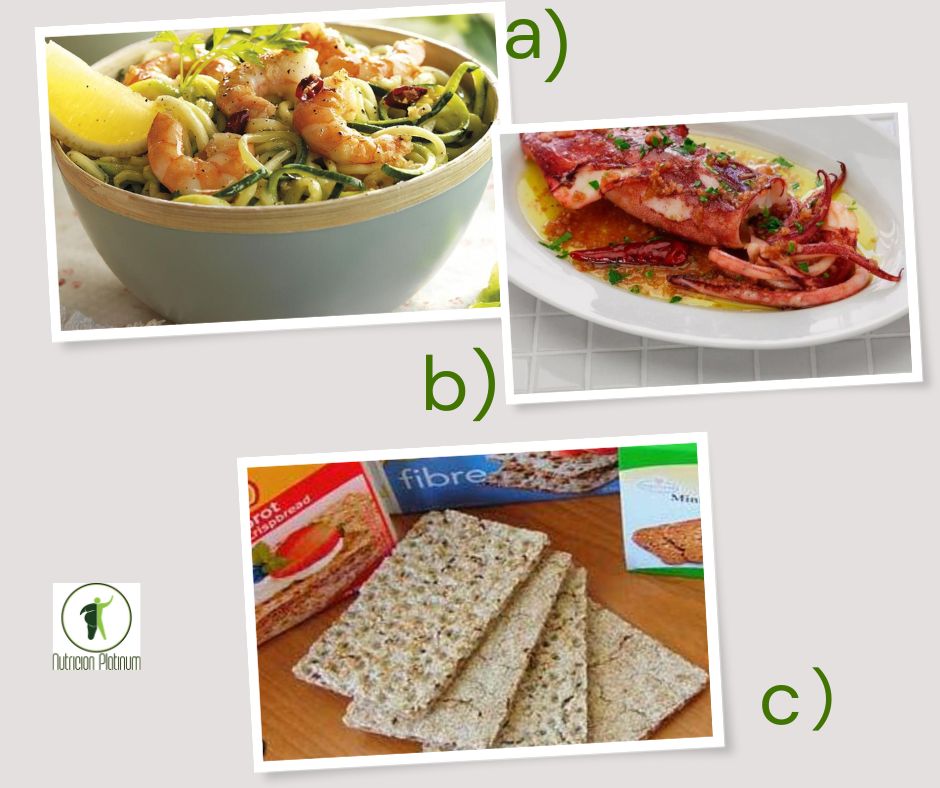 Espaguetis de calabacín acompañado de calamar en aceite con langostinos y pan tipo wasa