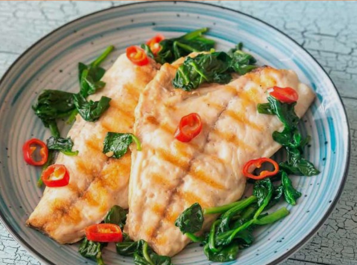 Dorada con espinacas