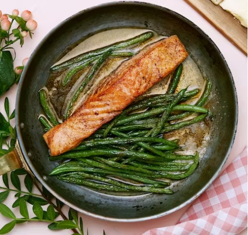 Habichuelas verdes con salmón