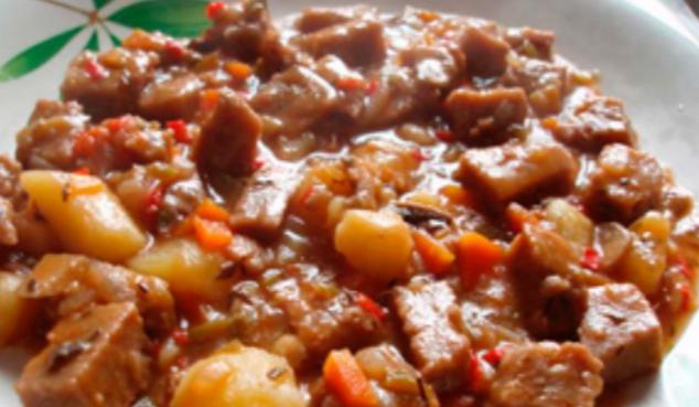 Seitán estofado con verduras