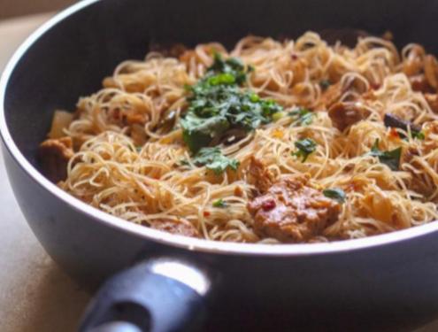 Noodles con Tofu Marinado